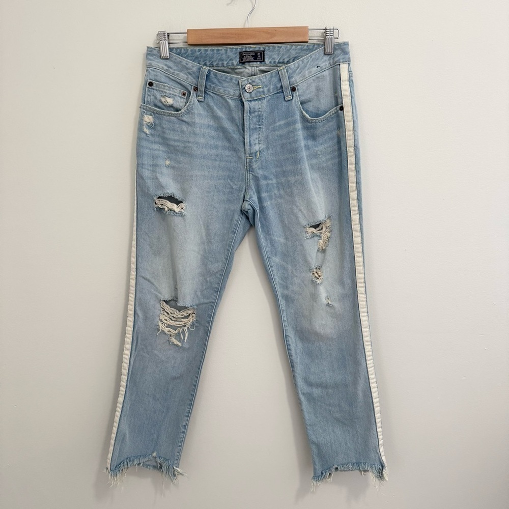 Abercrombie & Fitch Ames Low Rise Slim Boyfriend Jeans